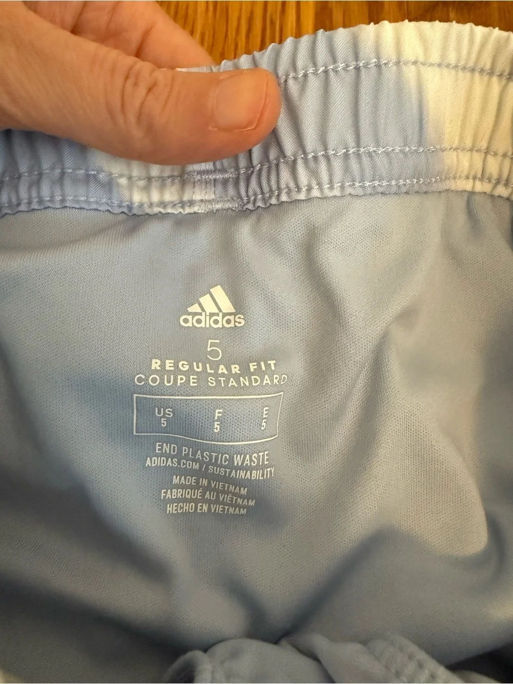 Adidas Girl’s Athletic Shorts with Daisy Pattern Size 5 Blue Dawn
